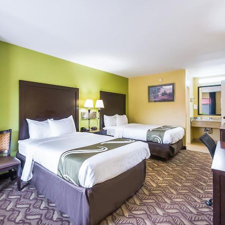 Quality Inn Fredericksburg-Central Park Area מראה חיצוני תמונה
