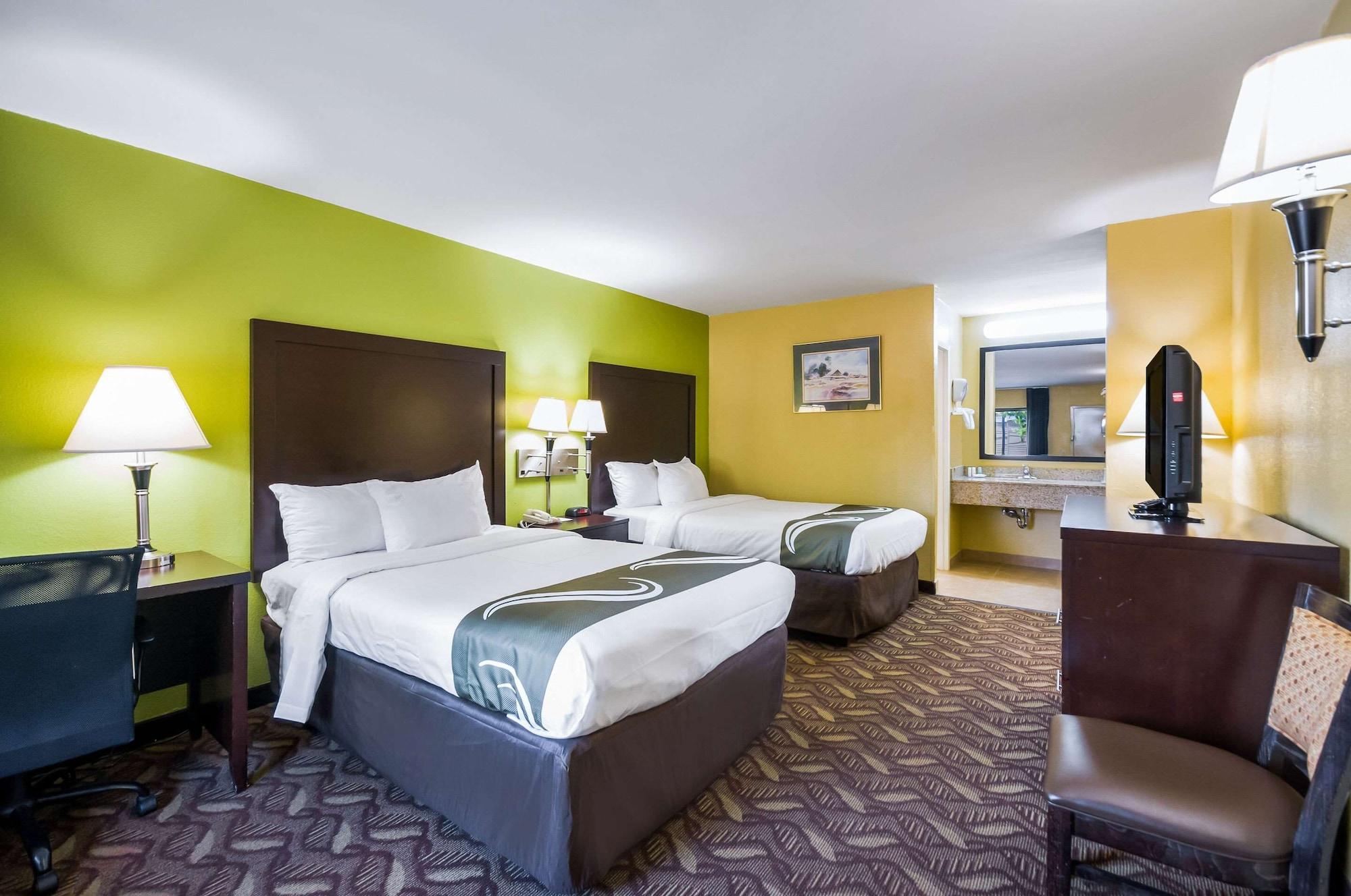 Quality Inn Fredericksburg-Central Park Area מראה חיצוני תמונה