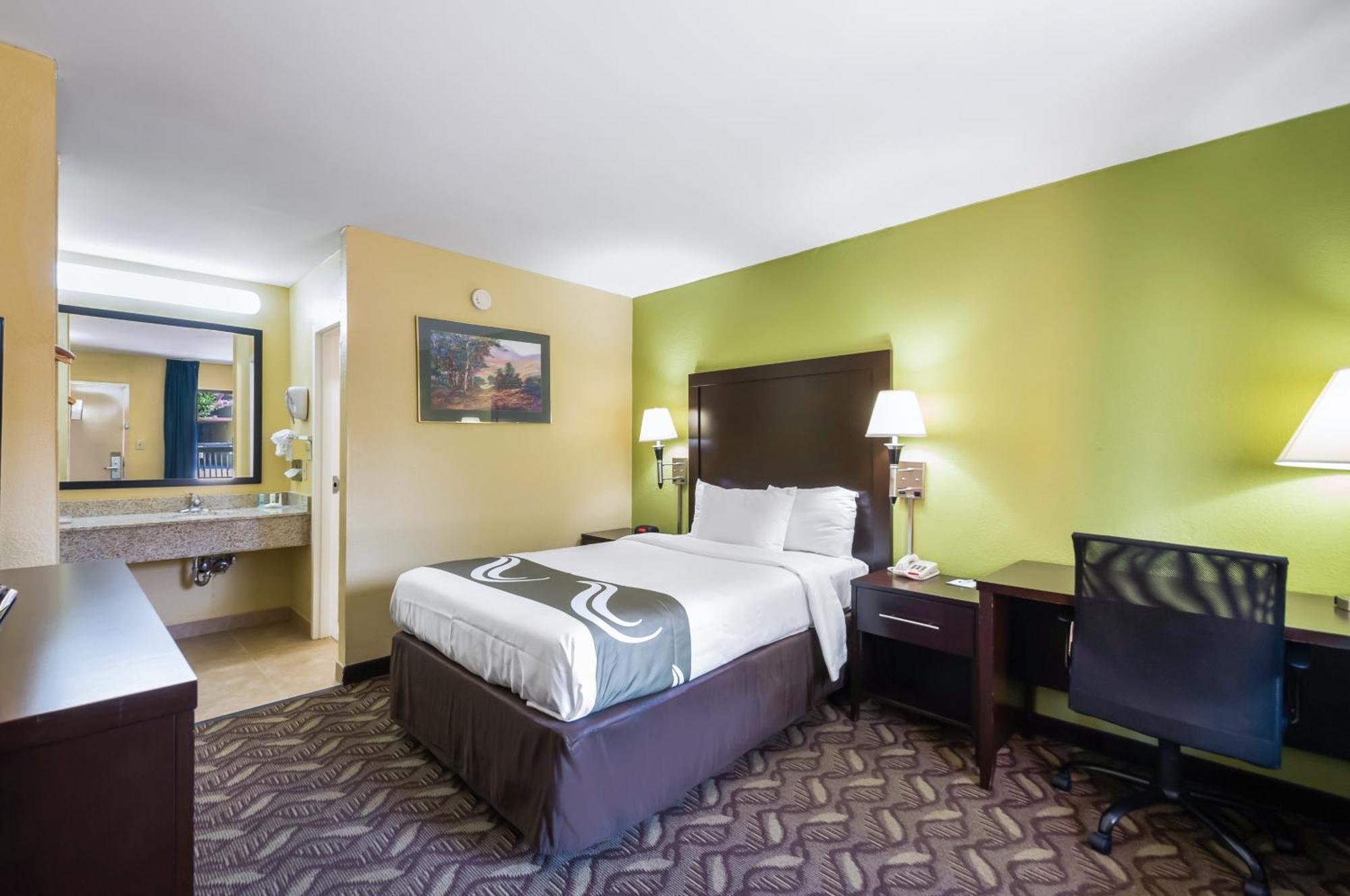 Quality Inn Fredericksburg-Central Park Area מראה חיצוני תמונה