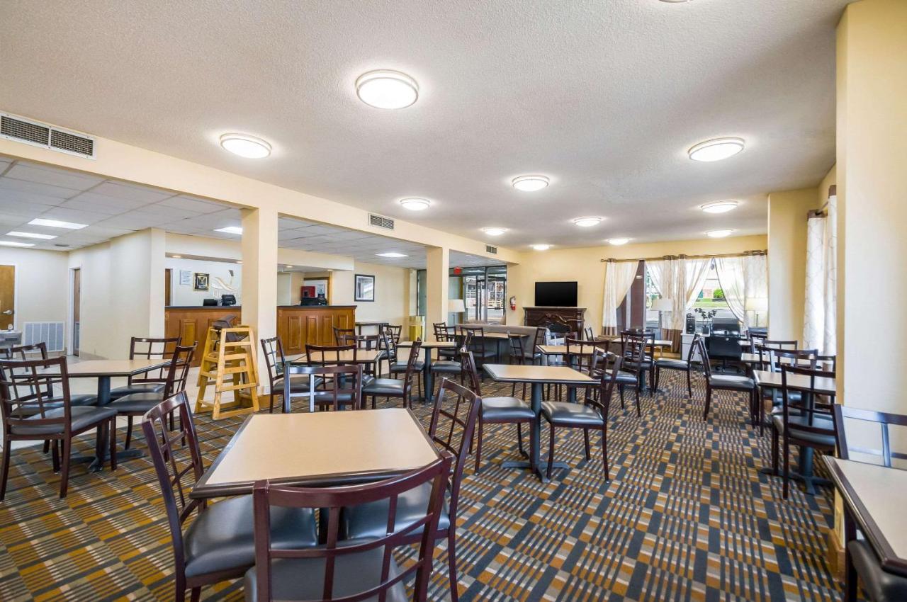 Quality Inn Fredericksburg-Central Park Area מראה חיצוני תמונה
