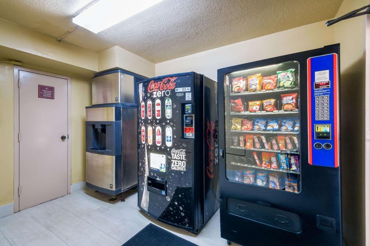 Quality Inn Fredericksburg-Central Park Area מראה חיצוני תמונה