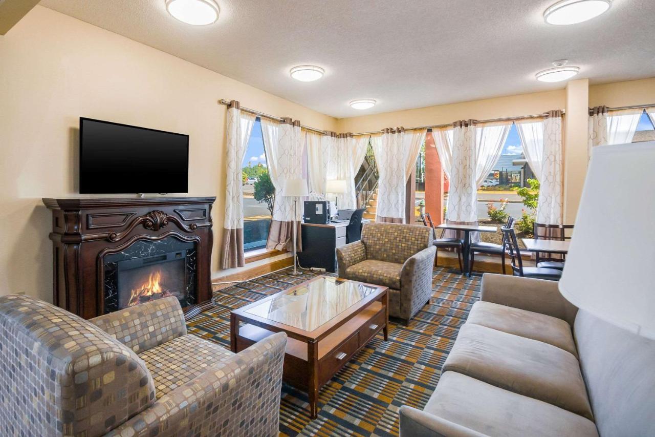 Quality Inn Fredericksburg-Central Park Area מראה חיצוני תמונה